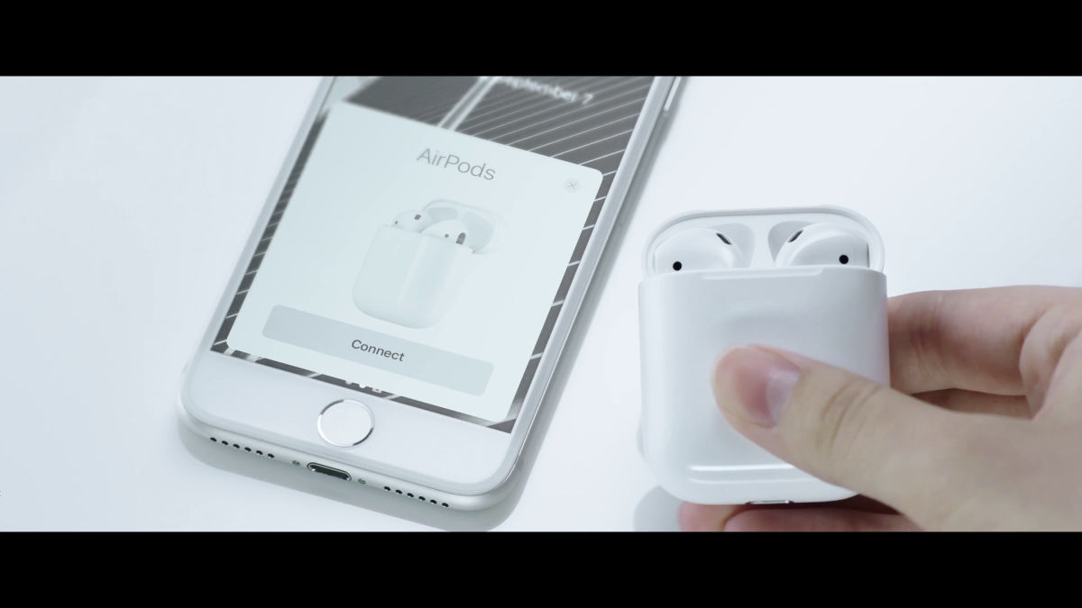 Appleが目指す完全ワイヤレスの未来への第一歩となるイヤホン「AirPods」 - GIGAZINE