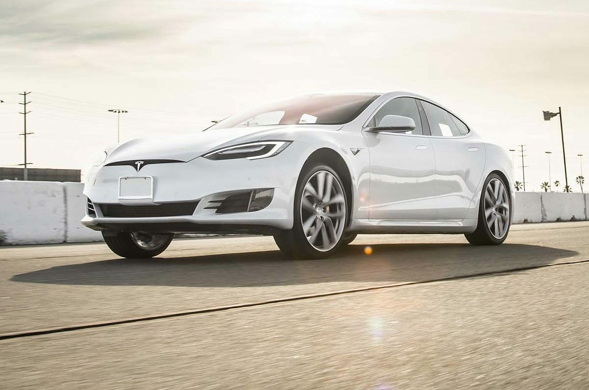 Tesla "Model S P100D" demonstrates astounding acceleration power ...