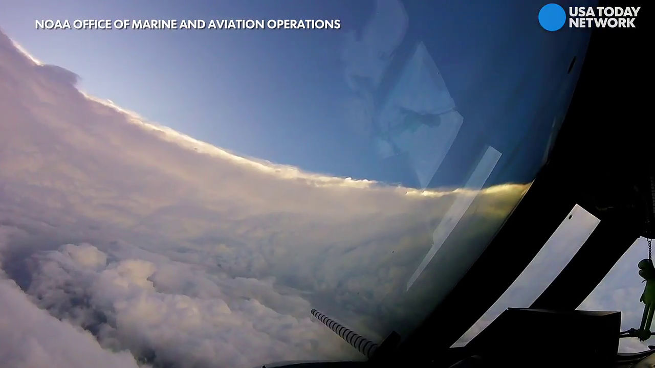 ハリケーン ハンターズ が大型ハリケーン イルマ の台風の目に飛行機で突入して内側から観測 Gigazine