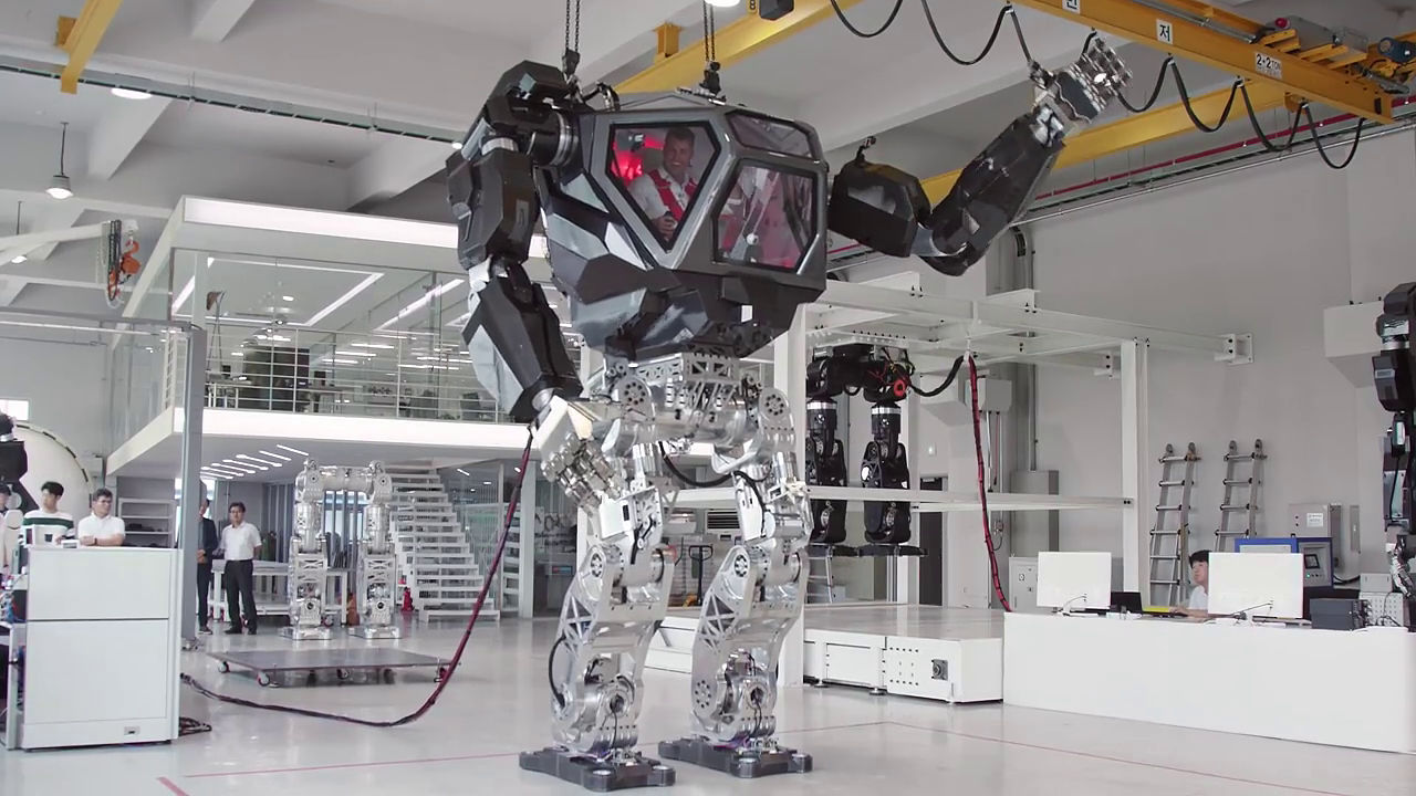 Какое устройство управляет всеми роботами. Пилотируемый робот метод 2. Кабина робота. Гигантский робот. Управляемые роботы.