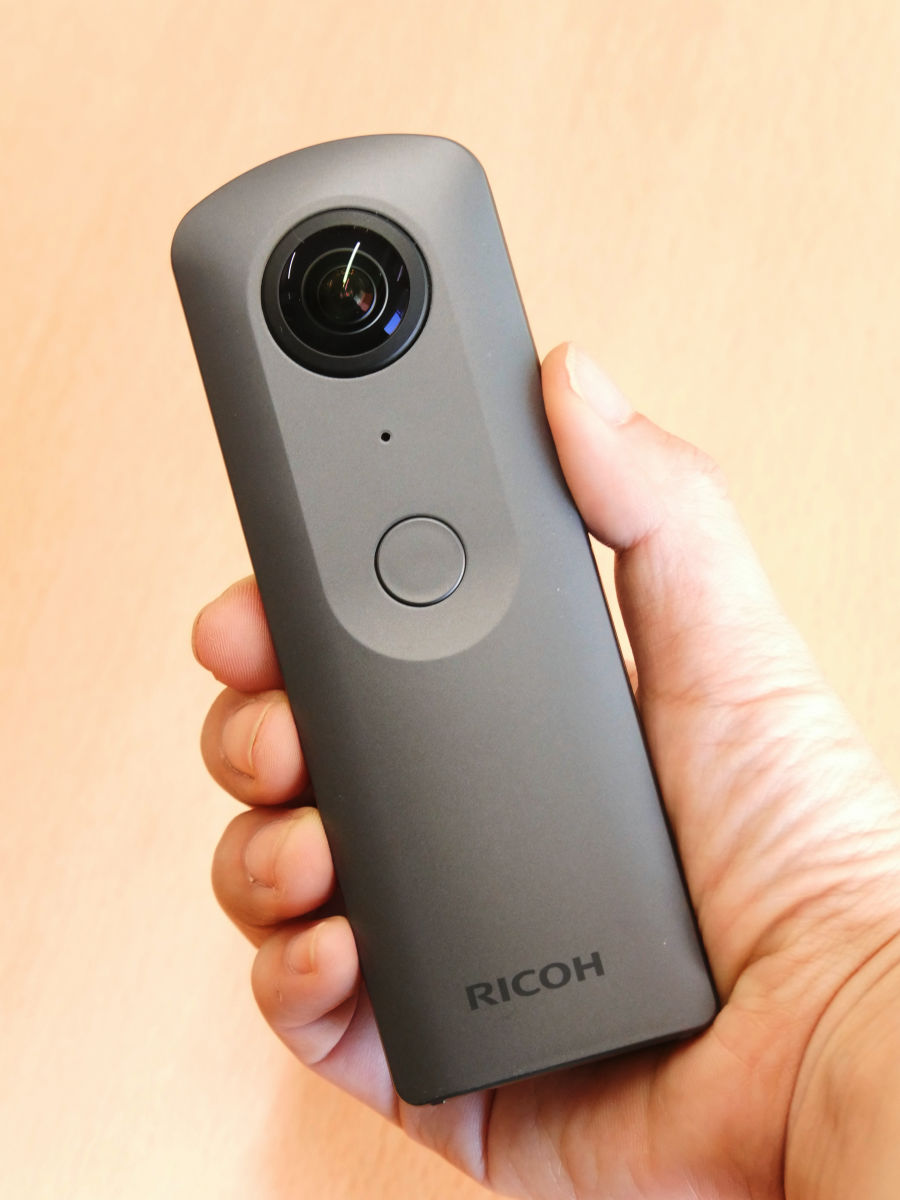 360度の4K/30fpsムービーが撮れ空間音声記録に対応した「RICOH THETA V