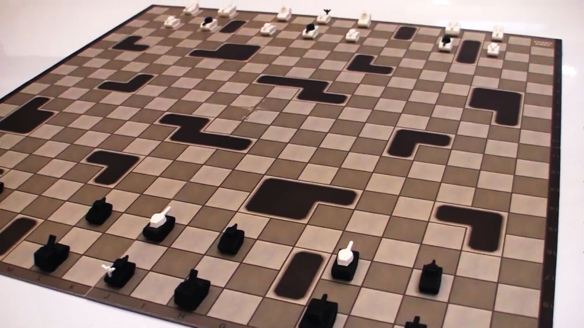 まるでガルパンのような戦車同士の戦いをボードゲームで楽しめる Tank Chess Gigazine