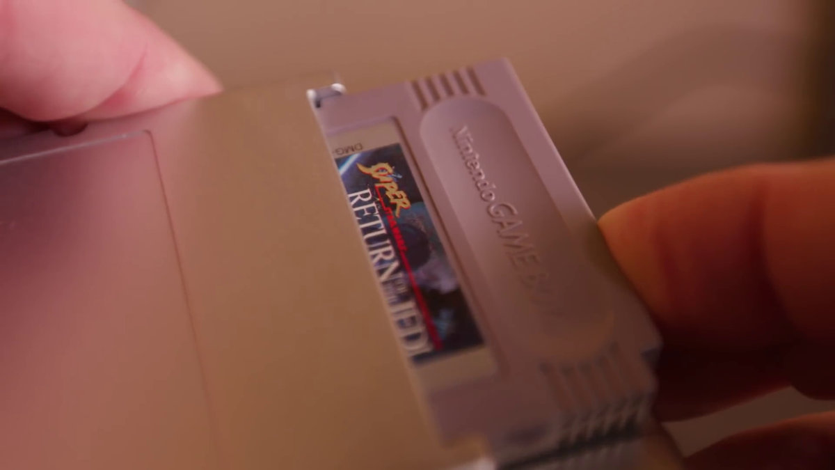 昔のゲームボーイカセットで遊べる新型ゲームボーイ「Ultra GB」爆誕 - GIGAZINE