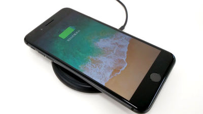 Iphone X 8のワイヤレス充電は有線での充電時よりもバッテリーの劣化が速くなる Gigazine