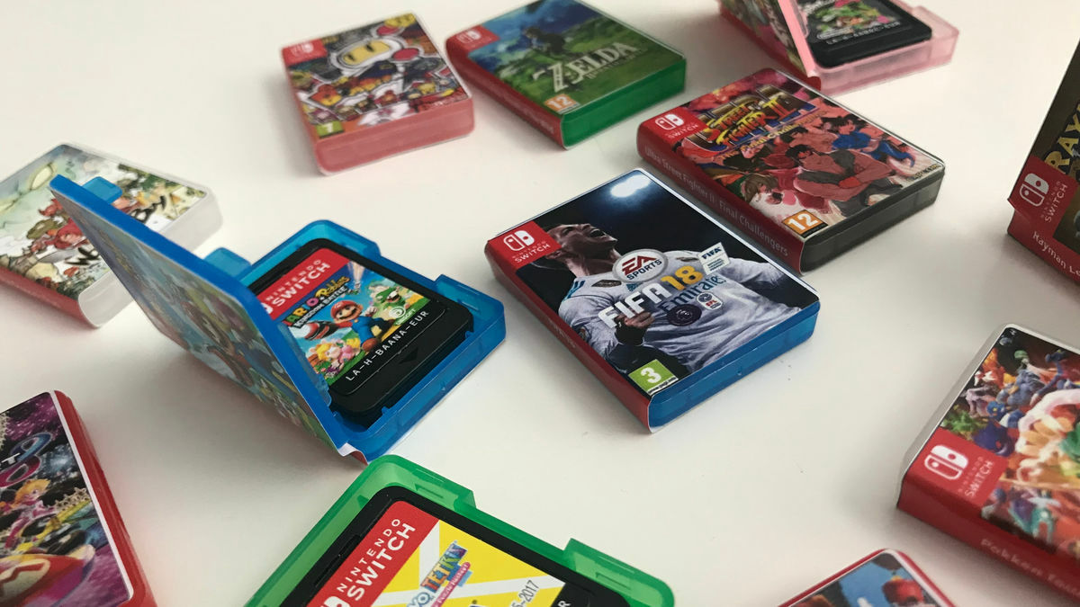 Nintendo Switchのゲームカードケースはこれくらいのサイズでokなことがよくわかるミニチュアケース Gigazine