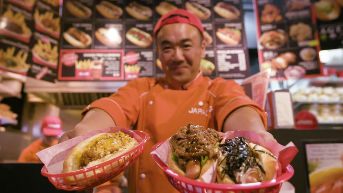 ハリウッドセレブにも大人気な 行列のできる日本風ホットドッグ屋 を経営する日本人の紹介ムービー Gigazine