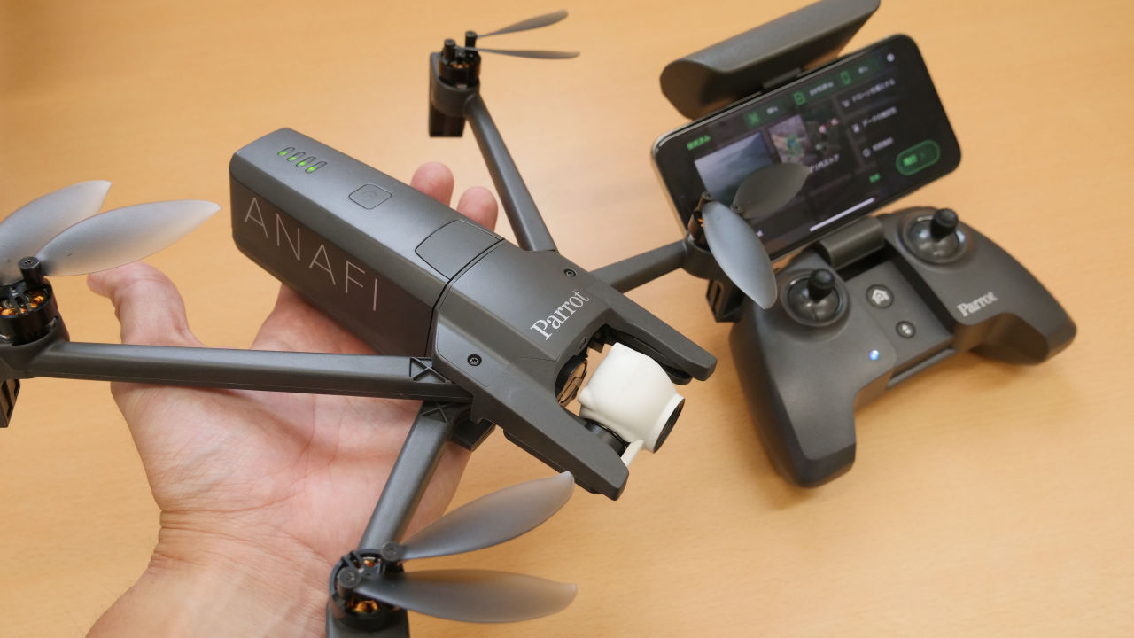 4 K drone 'Parrot ANAFI' hasty review that folds and can be 