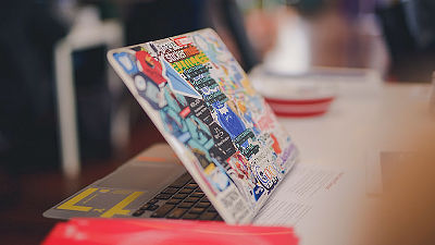 5 facts about laptop stickers - Stafix