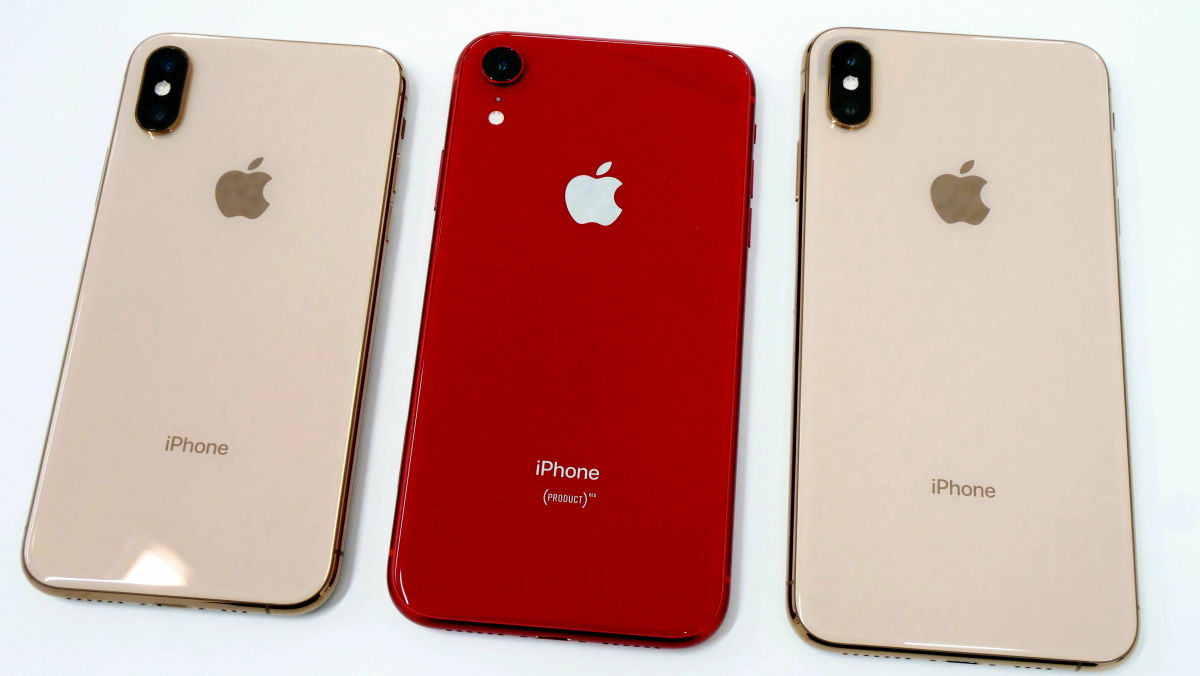 iPhone XRのデザインはiPhone XS/XS Maxとどう違っているのか比べまくってみた - GIGAZINE
