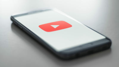 Youtubeが子どもの性的搾取を促進している と批判の的に ディズニーやepic Gamesがyoutubeへの広告を引き上げる事態に Gigazine