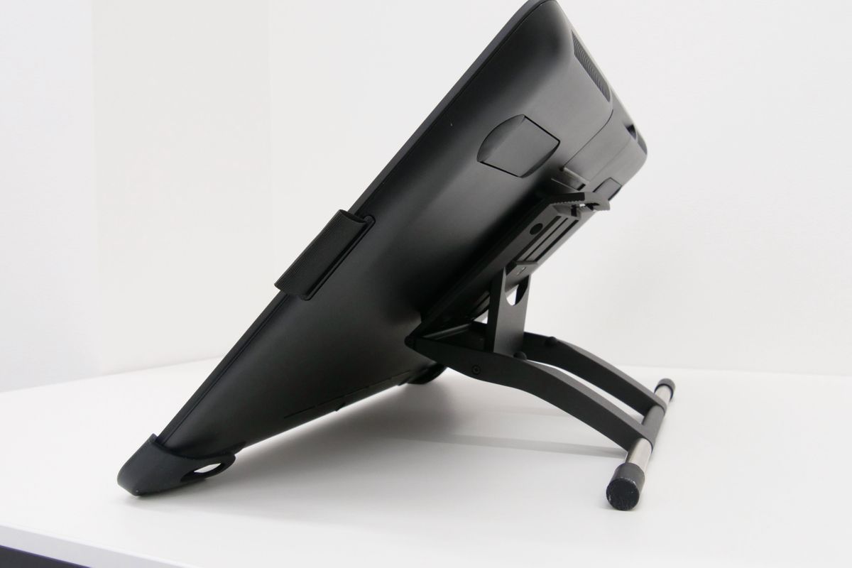 SALE／87%OFF】 Wacom Cintiq 16専用スタンド ブラック ACK620K