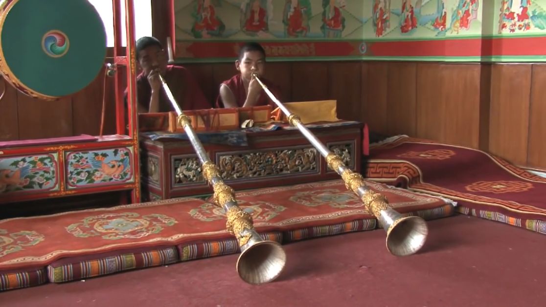チベット仏教の楽譜には西洋音楽にない独特の魅力がある