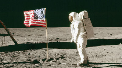 人類初の月面到達まで1万1000時間分のアポロ11号の映像と音声をリアルタイムで配信するサイトが登場 - GIGAZINE