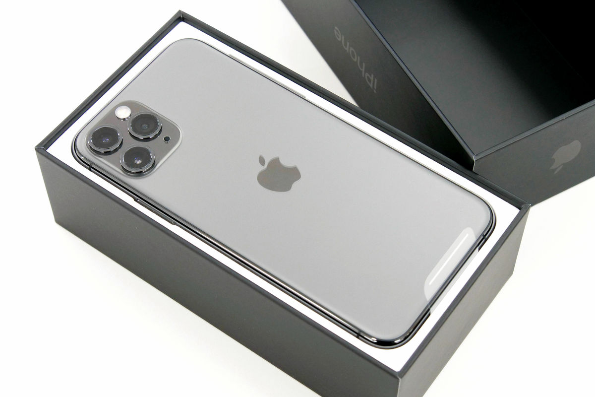 トリプルカメラの存在感が圧倒的過ぎる「iPhone 11 Pro/11 Pro Max 