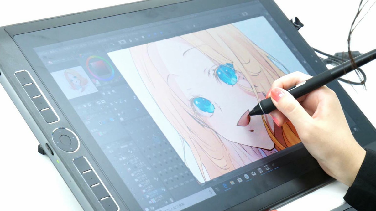 大画面でどこでもお絵描きできるwindows 10搭載の4k対応15 6インチ液タブ Wacom Mobilestudio Pro 16 レビュー Gigazine