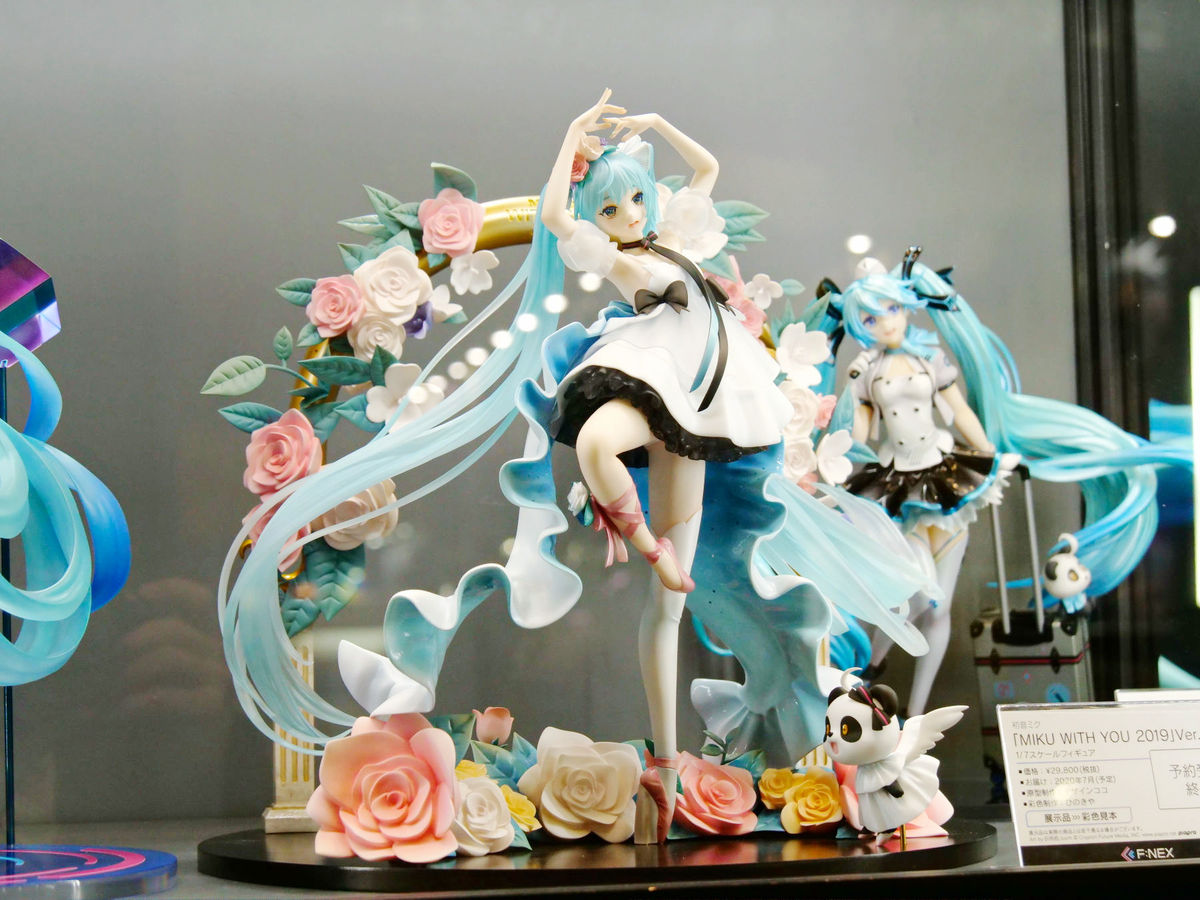 最大56%OFFクーポン ねんどろいど 初音ミク MIKU WITH YOU 2019Ver