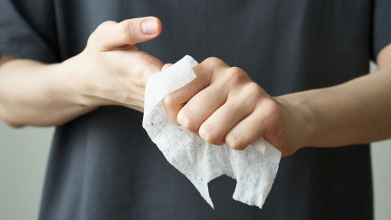 20210809-FNS-UNC-0003, Child drying hands on a paper towel.…