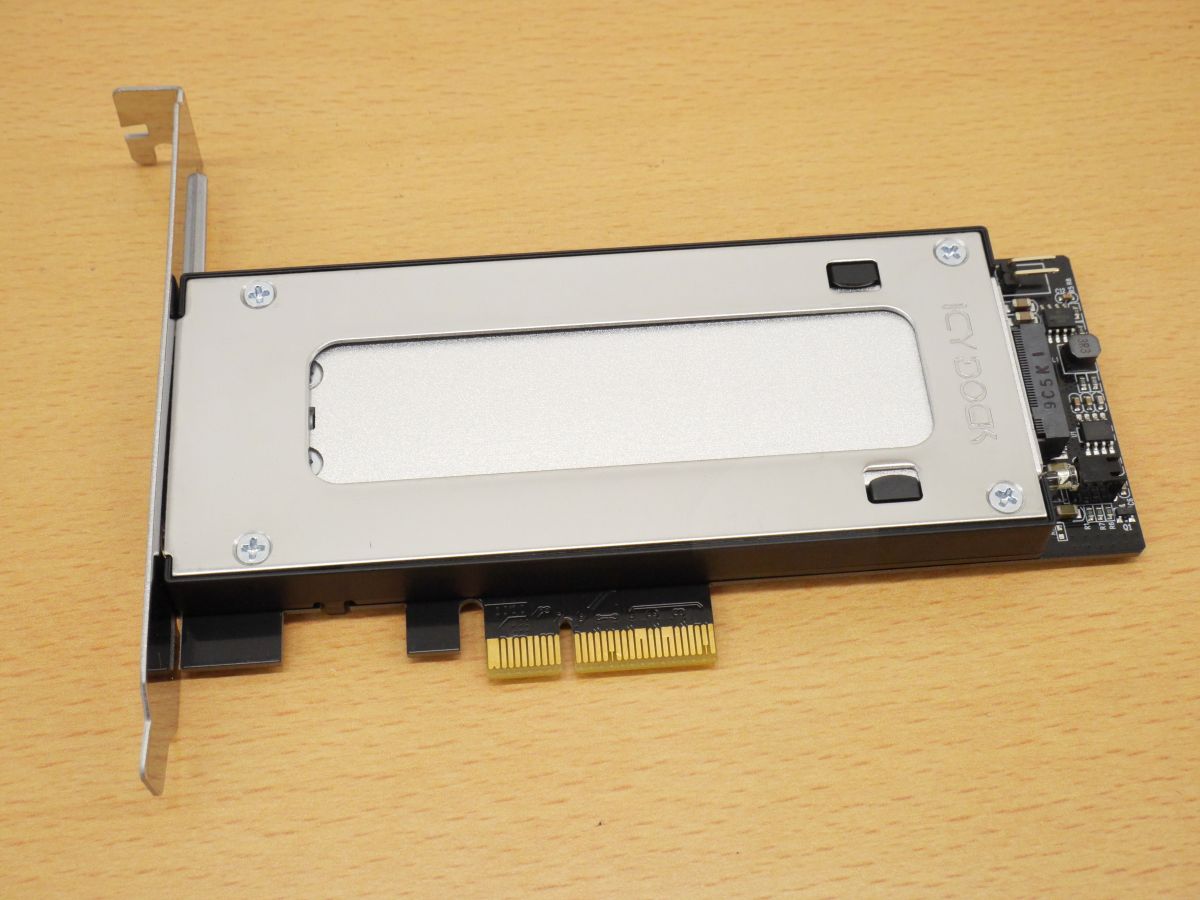 M.2 SSDをPCIeスロットから交換可能にするリムーバブルケース「ICY