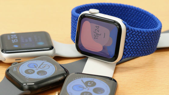 Apple Watch初のチタニウムケース版「Apple Watch Series 5」を 