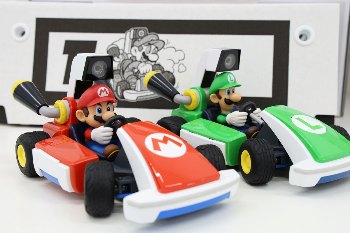 Geek Pick of the Week - Mario Kart Live: Home Circuit - Cinelinx