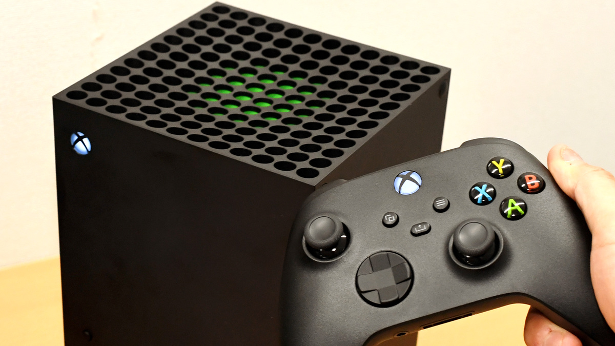 Microsoftの次世代機「Xbox Series X」開封の儀、4K・120FPSを可能にする黒い直方体をじっくり観察してみた - GIGAZINE