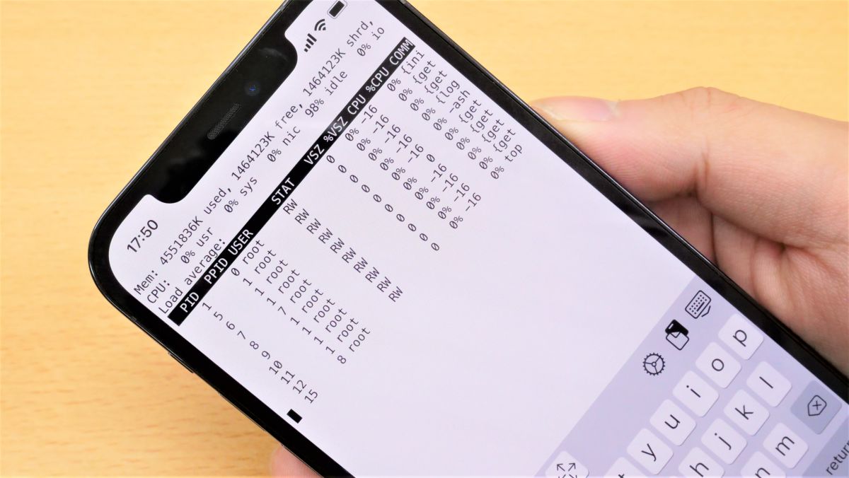 脱獄不要でターミナルからコマンドを実行可能になるios向けアプリ Ish レビュー ライブドアニュース