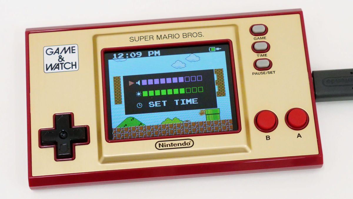 Game & Watch Super Mario Bros. is a crazy '80s gaming time machine 