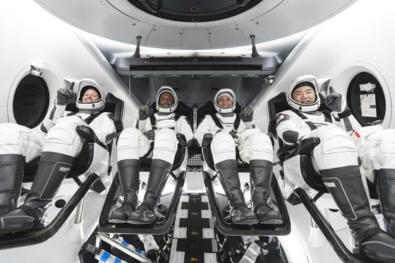 SpaceXの「Crew Dragon」がアメリカ発の宇宙ミッションによる連続宇宙