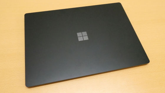 Microsoftの純正ノートPC「Surface Laptop 4」ではCPUをIntel製とAMD製