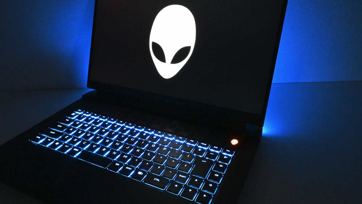 Johnlemon専用Alienware m15 R6ゲーミングPC テレビゲーム 携帯用