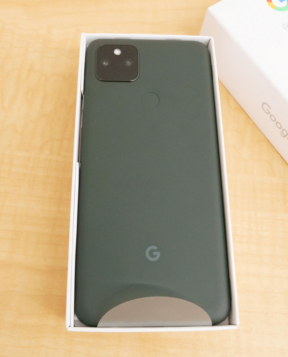 5G compatible Google genuine smartphone 'Pixel 5a' photo review 