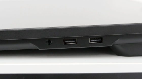 同等スペックのライバル液タブより10万円も安い4K・24インチ 同等スペックのライバル液タブより10万円も安い4K・24インチ
