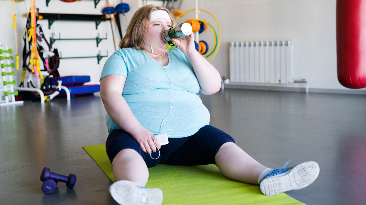 ゼロカロリーのダイエット飲料は特に「女性と肥満の人」の食べ物への欲求を増大させてしまうとの研究結果