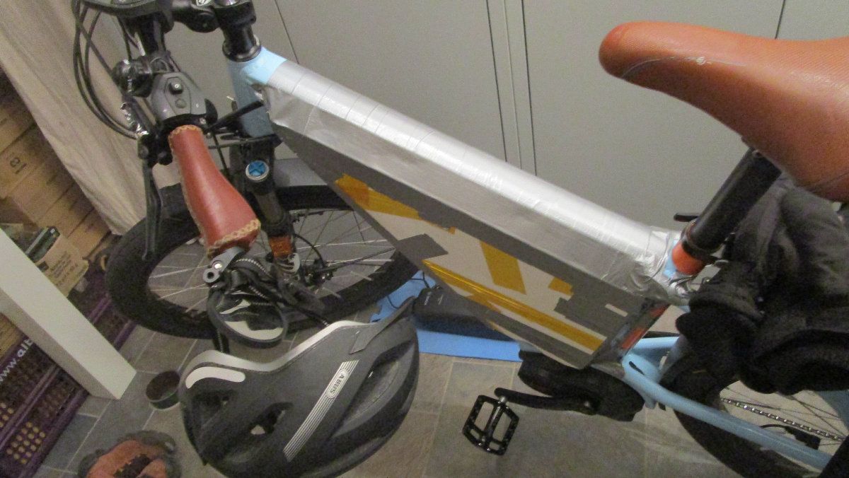 数時間の充電で180km走行可能な電動自転車バッテリーを自作した男性が