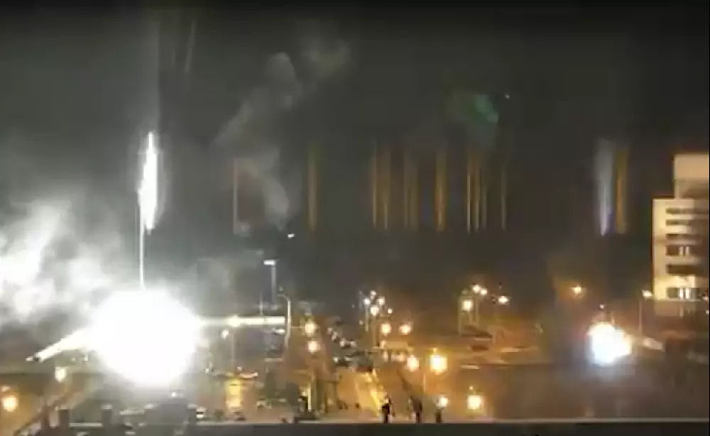 ウクライナのザポリージャ原発がロシア軍の攻撃を受け火災発生 - GIGAZINE