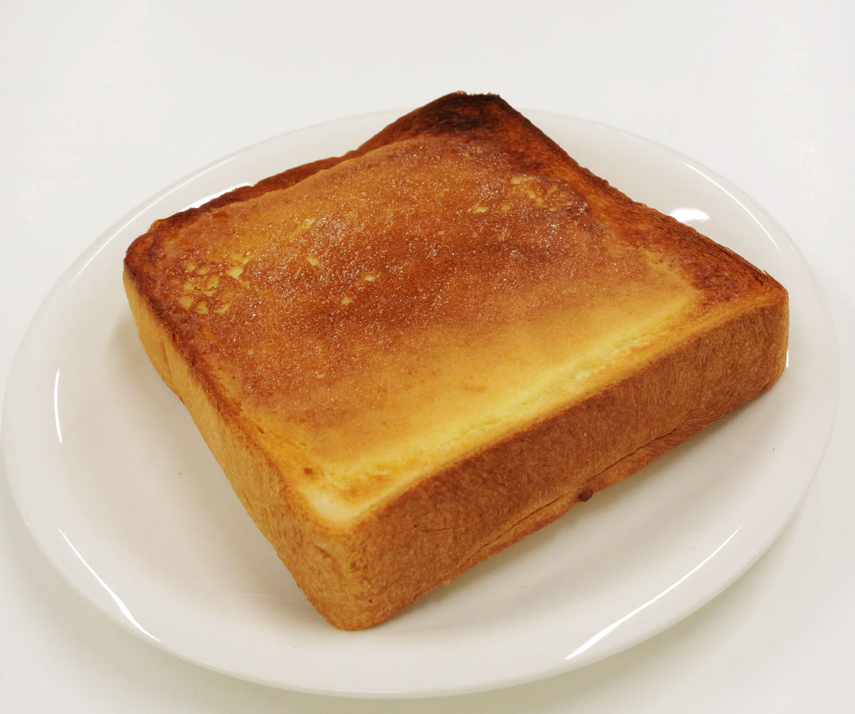 食パンに塗って焼くだけでサクサク食感とやさしい甘さが楽しめる「ヴェルデ メロンパン風トーストスプレッド」試食レビュー - GIGAZINE
