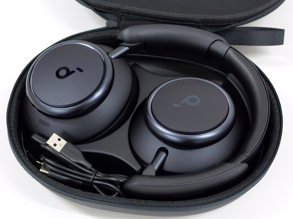 I tried using Anker's wireless headphones 'Soundcore Space Q45