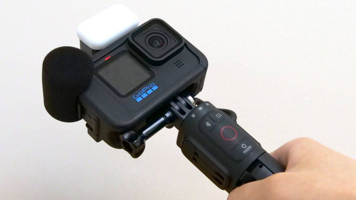 GoPro HERO11 Black」にリモコンや外部接続ハブを接続して「片手で