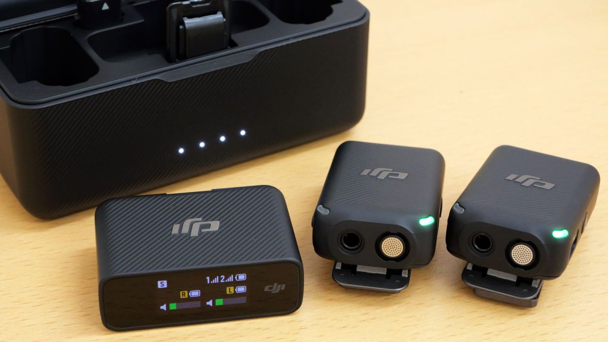 I tried using a wireless microphone 'DJI Mic' that can be connected to  various devices and is super easy to set Review - GIGAZINE