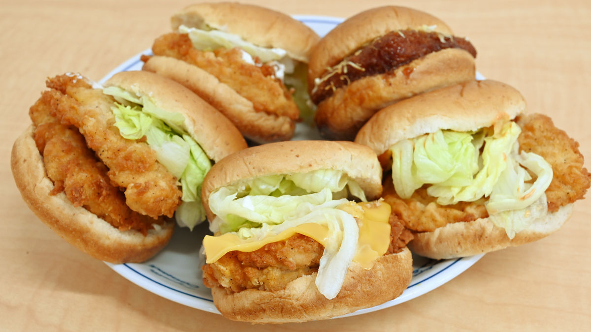 https://i.gzn.jp/img/2022/10/12/kfc-chicken-filet-burger/00.jpg