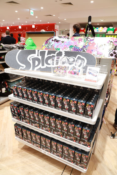 Nintendo Osaka Superstore Opens With New Merchandise - Siliconera