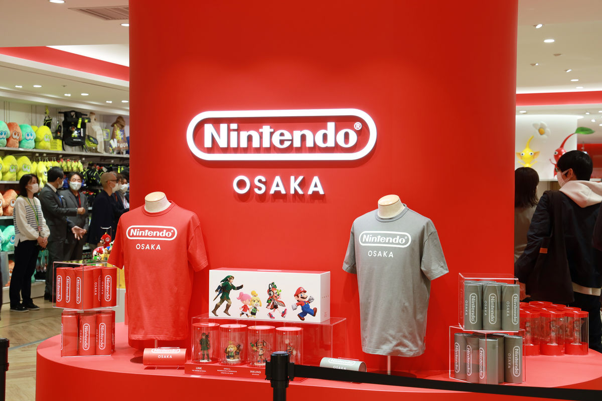 Nintendo Osaka Superstore Opens With New Merchandise - Siliconera