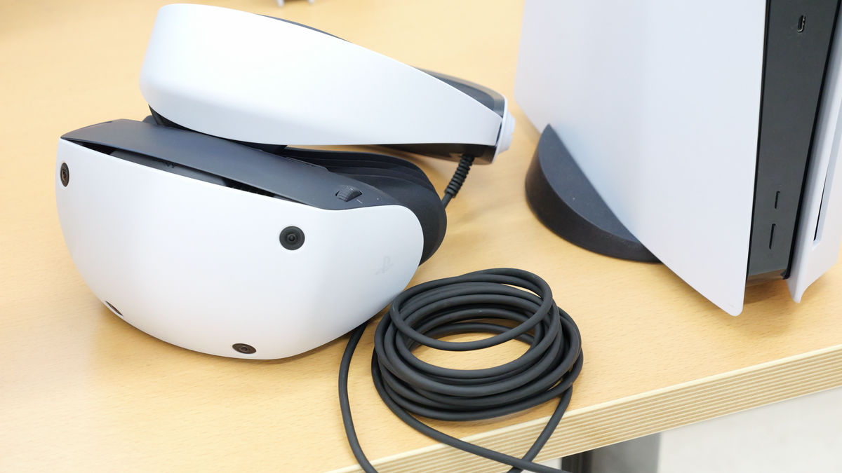 PS5とケーブル1本で簡単に接続できるVRヘッドセット「PlayStation VR2
