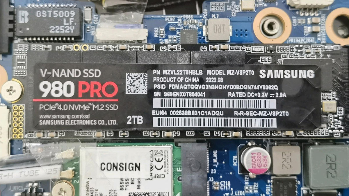 Samsung 980 Pro 2TB PCIe 4.0 SSD Dips To 5 Cents Per GB