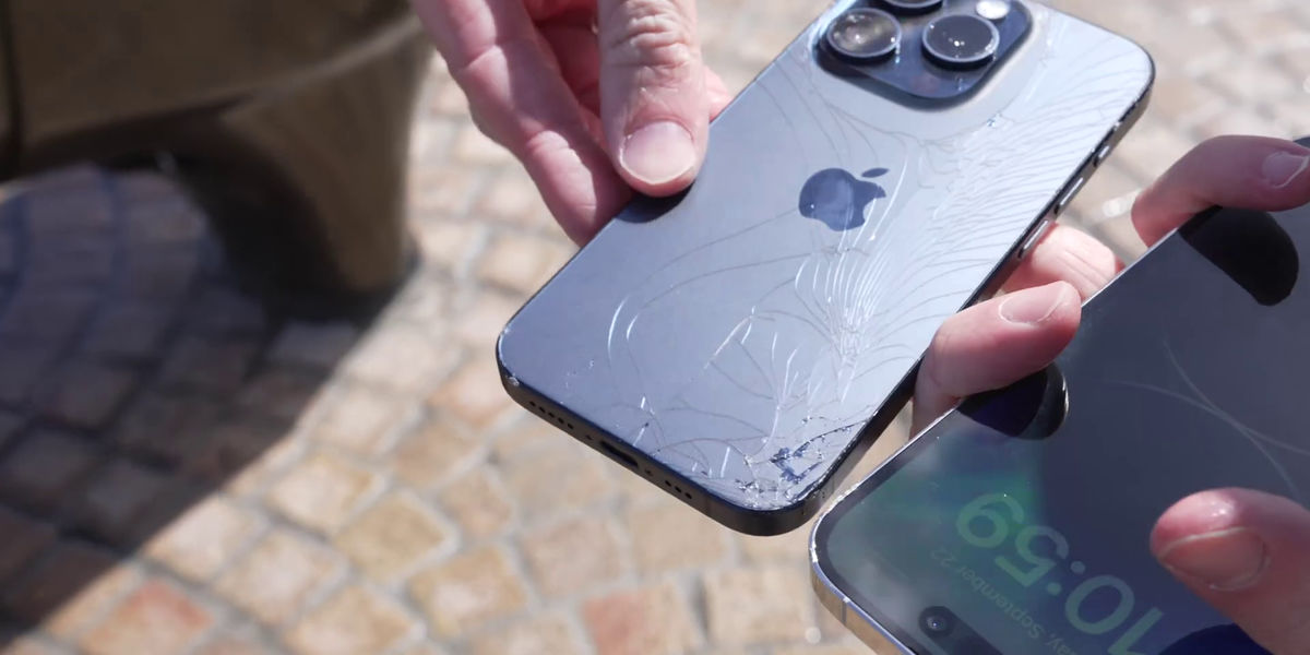 Is Back Glass Of iPhone 15 Series Cracking Easily? Users React