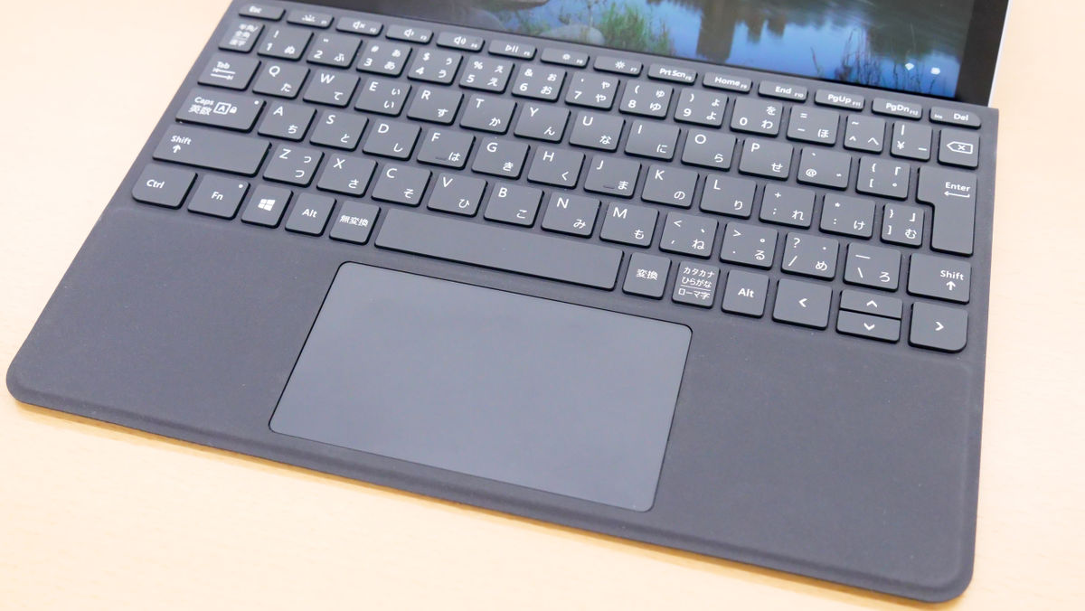 Surface Go タイプカバー - Windowsタブレットアクセサリー