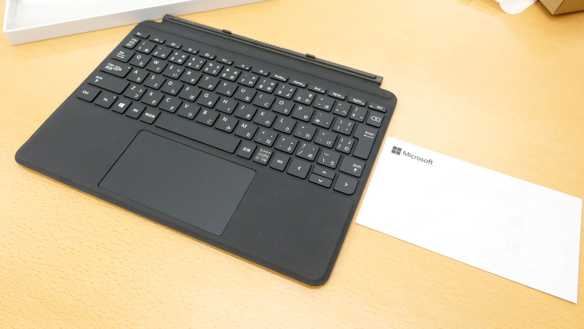 Microsoft Surface Go タイプカバーPC/タブレット