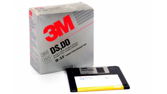 3M製フロッピーディスクは粘着テープ技術の発展系だった - GIGAZINE