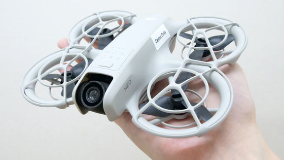 DJI NeoとDJI RC-N3 送信機