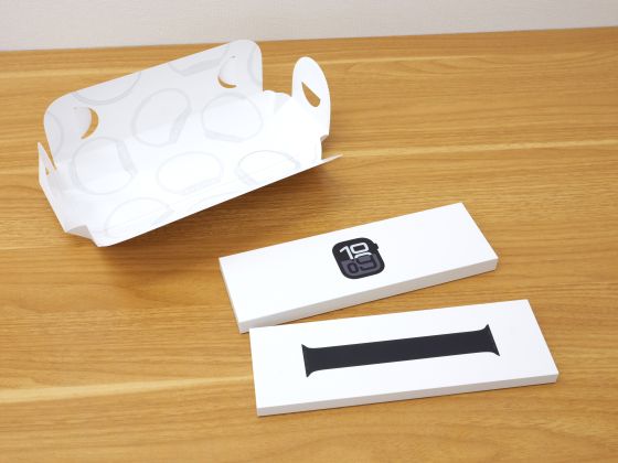 Box containing the Apple Watch Series 10 body and box containing the band